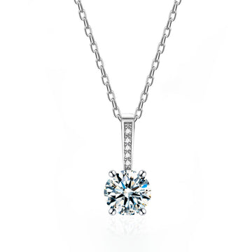 80 points mozzarella diamond necklace women's 925 sterling silver four-claw round 6mm eight hearts and eight arrows pendant simple versatile collarbone chain